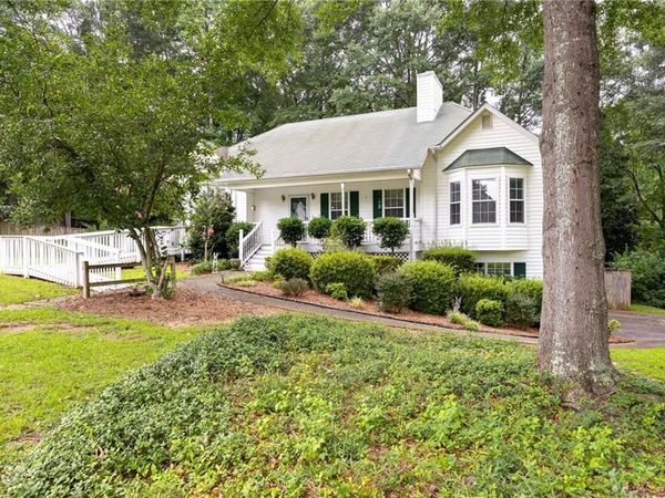 65 Paul Ritch Lane , Powder Springs, GA 30127