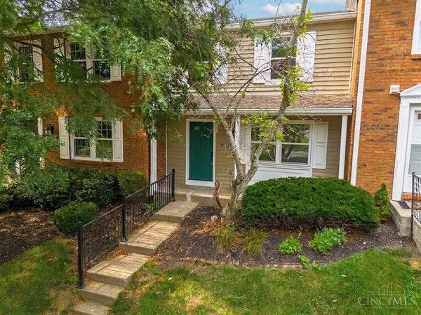 2841 Mossy Brink Court, Maineville, OH 45039
