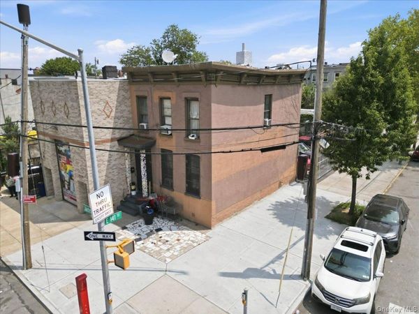 320 Jackson Avenue , Bronx, NY 10454