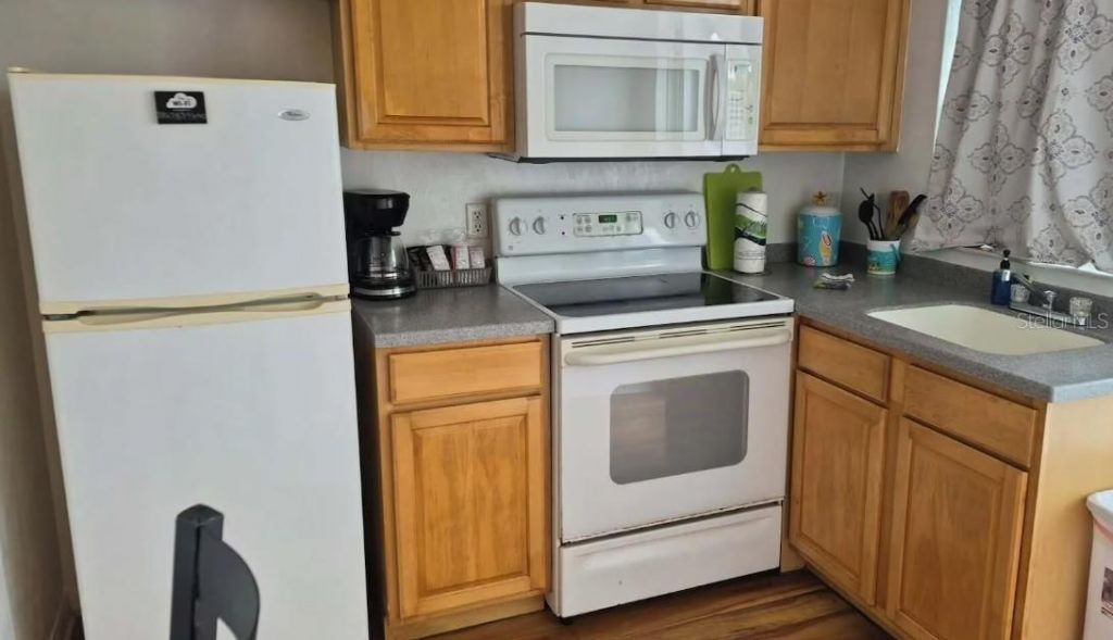 1700 S Atlantic Avenue, Daytona Beach, FL 32118 Photo