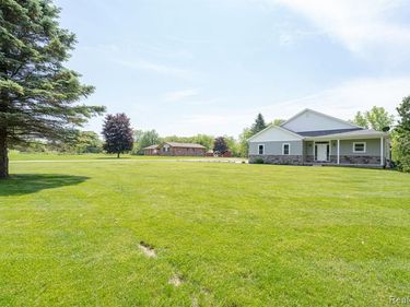 4610 Clyde Road, Oceola Township, Mi 48855