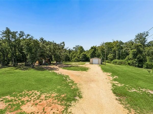 21432 SIBLEY Road , Ponchatoula, LA 70454