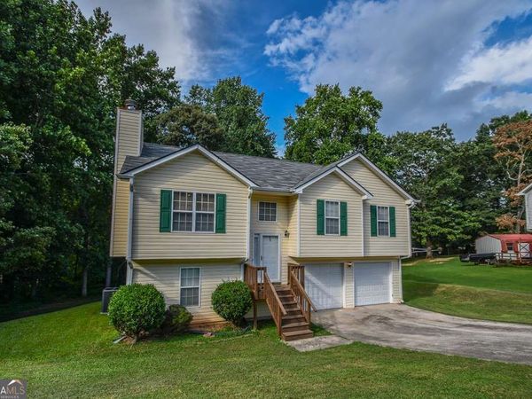 3864 Amber Glen Lane, Gainesville, GA 30507