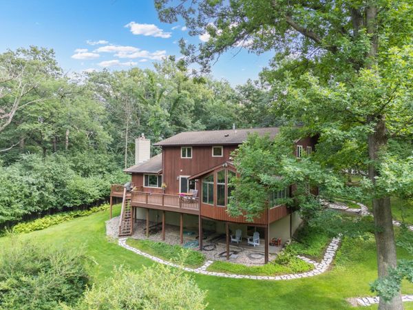 2901 Bambi Court SW, Rochester, MN 55902