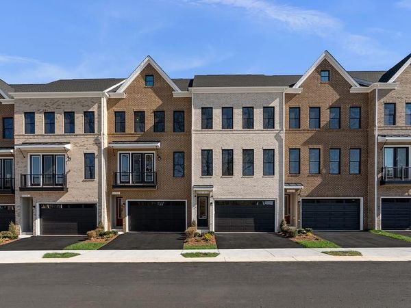 1 PICASSO SQUARE , Unit TURNER 22-, ASHBURN, VA 20148