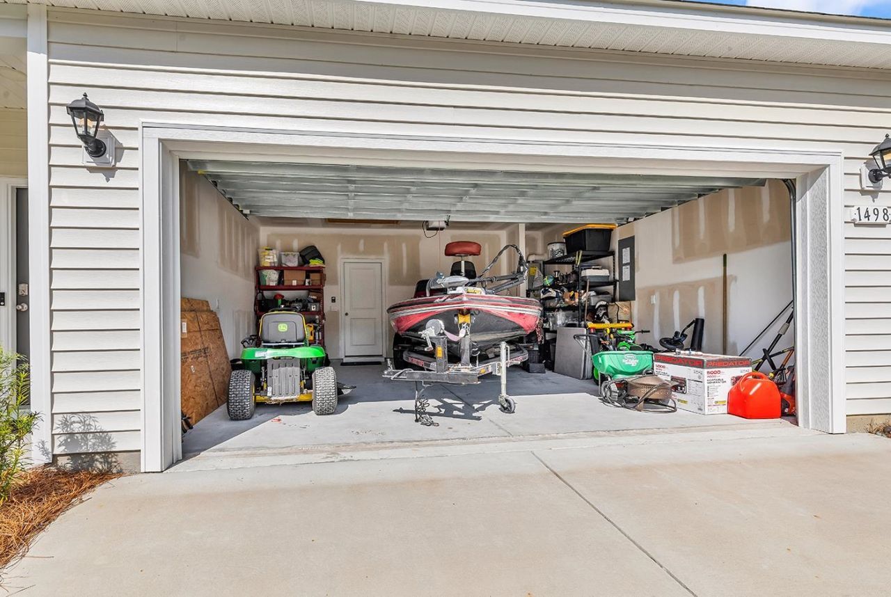 1498 Nokota Dr. Photo 32