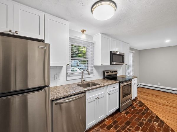 12 State Rd, Unit 2E, Plymouth, MA 02360