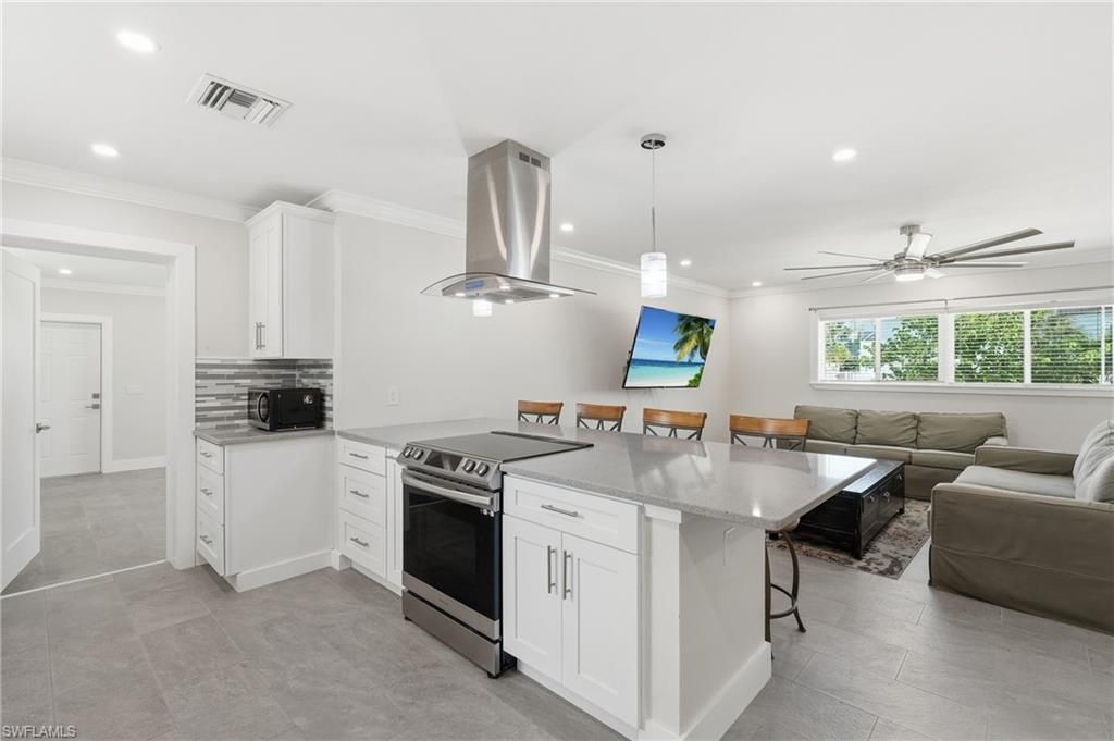345 Donora Blvd , Fort Myers Beach, FL 33931 Photo