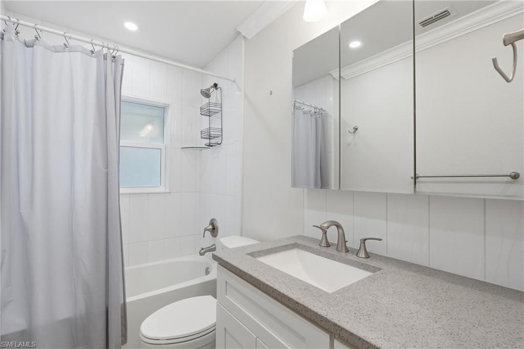 345 Donora Blvd , Fort Myers Beach, FL 33931 Photo
