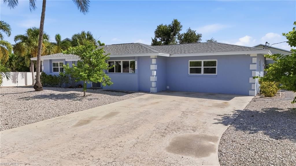 345 Donora Blvd , Fort Myers Beach, FL 33931 Photo