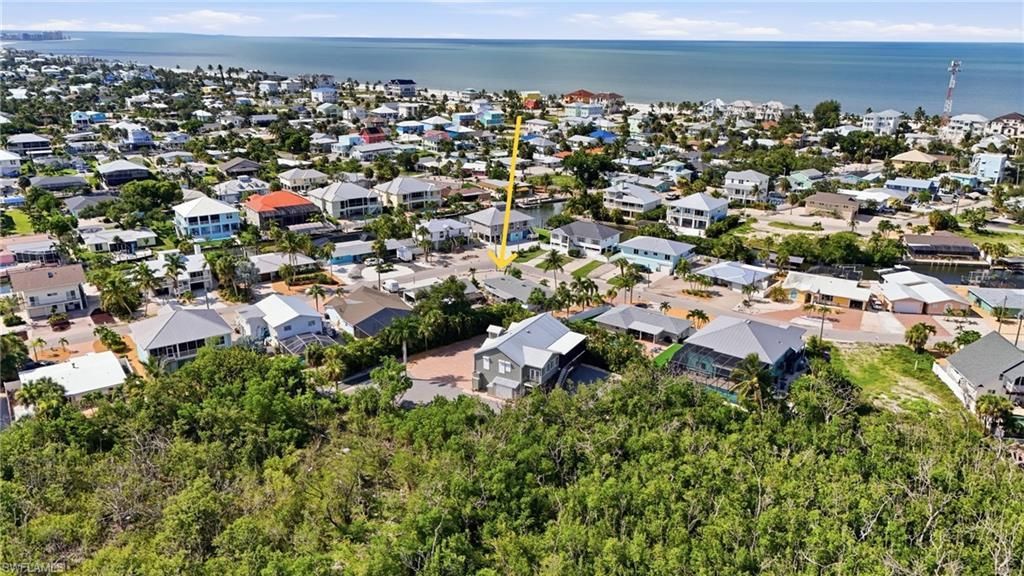 345 Donora Blvd , Fort Myers Beach, FL 33931 Photo