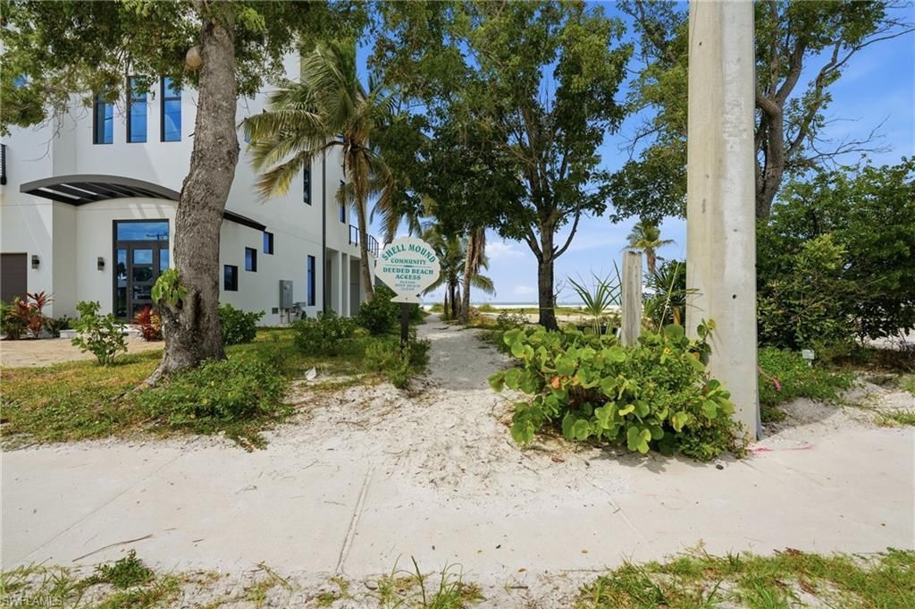 345 Donora Blvd , Fort Myers Beach, FL 33931 Photo