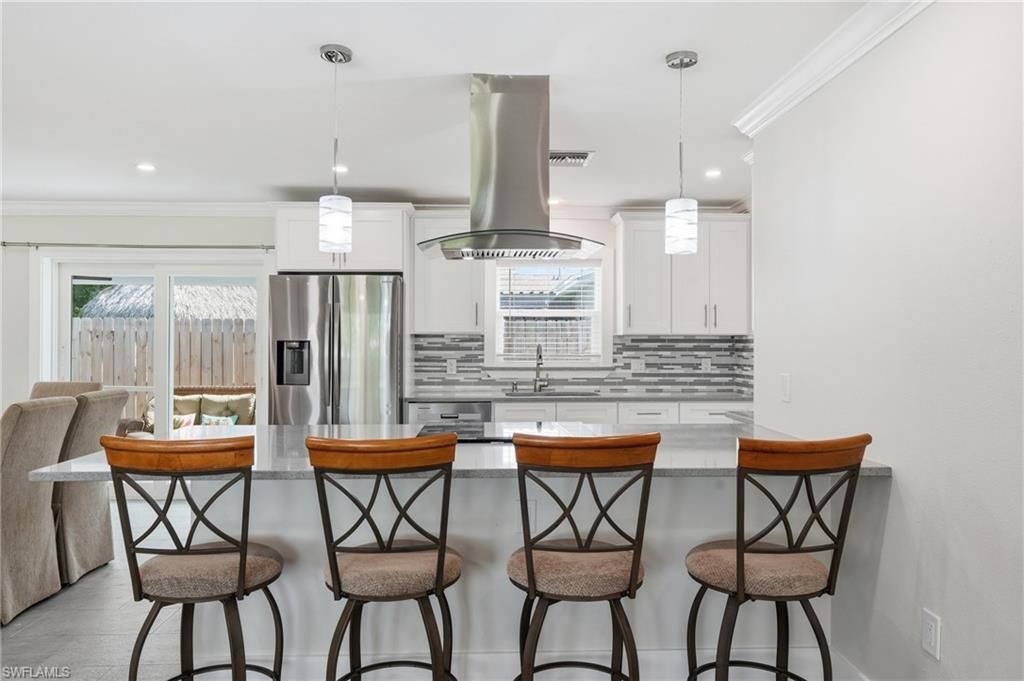 345 Donora Blvd , Fort Myers Beach, FL 33931 Photo