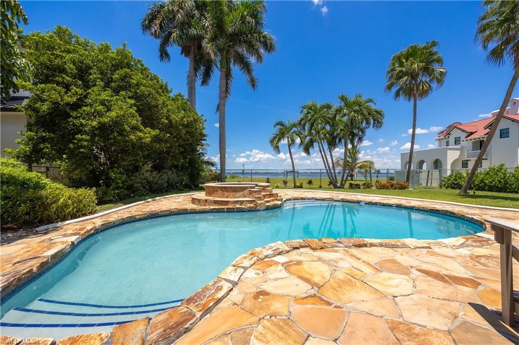 2430 Mcgregor Blvd, Fort Myers, FL 33901 Photo