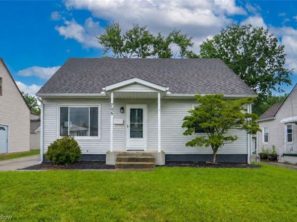 705 E Catawba Avenue , Akron, OH 44306