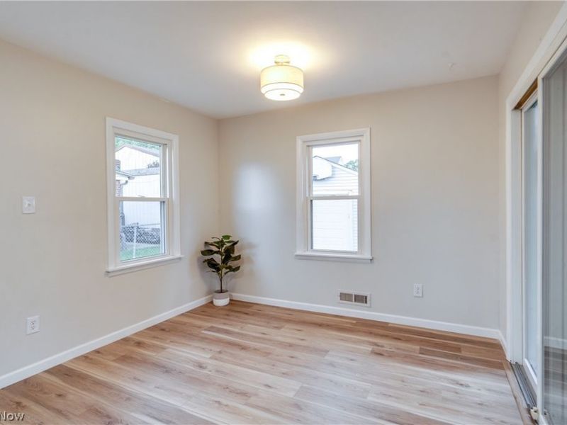 705 E Catawba Avenue , Akron, OH 44306 Photo 12