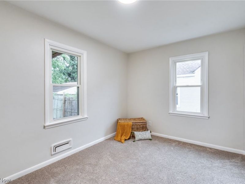 705 E Catawba Avenue , Akron, OH 44306 Photo 15