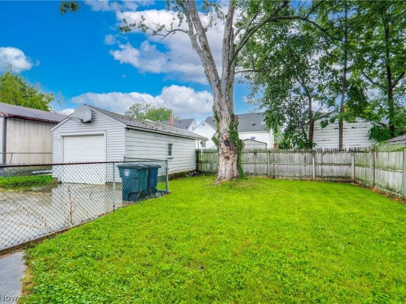 705 E Catawba Avenue , Akron, OH 44306 Photo 25