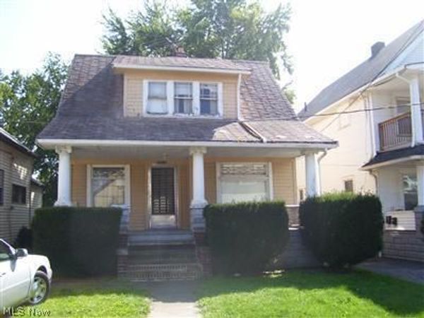 6924 Kazimier Avenue , Cleveland, OH 44105