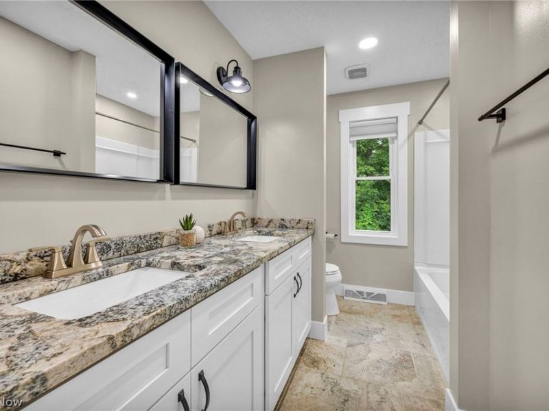 2060 Kingsborough Drive , Painesville Township, OH 44077 Photo 46
