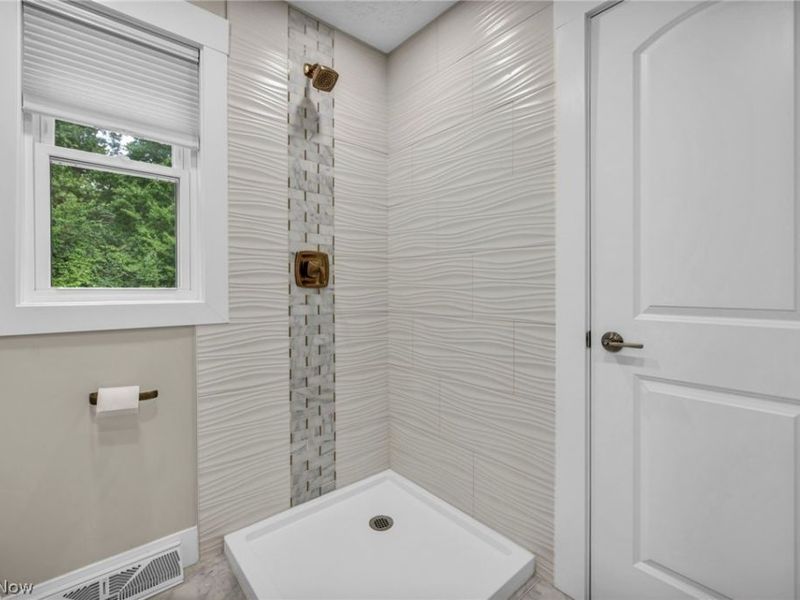 2060 Kingsborough Drive , Painesville Township, OH 44077 Photo 49