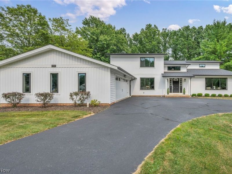 2060 Kingsborough Drive , Painesville Township, OH 44077 Photo 6