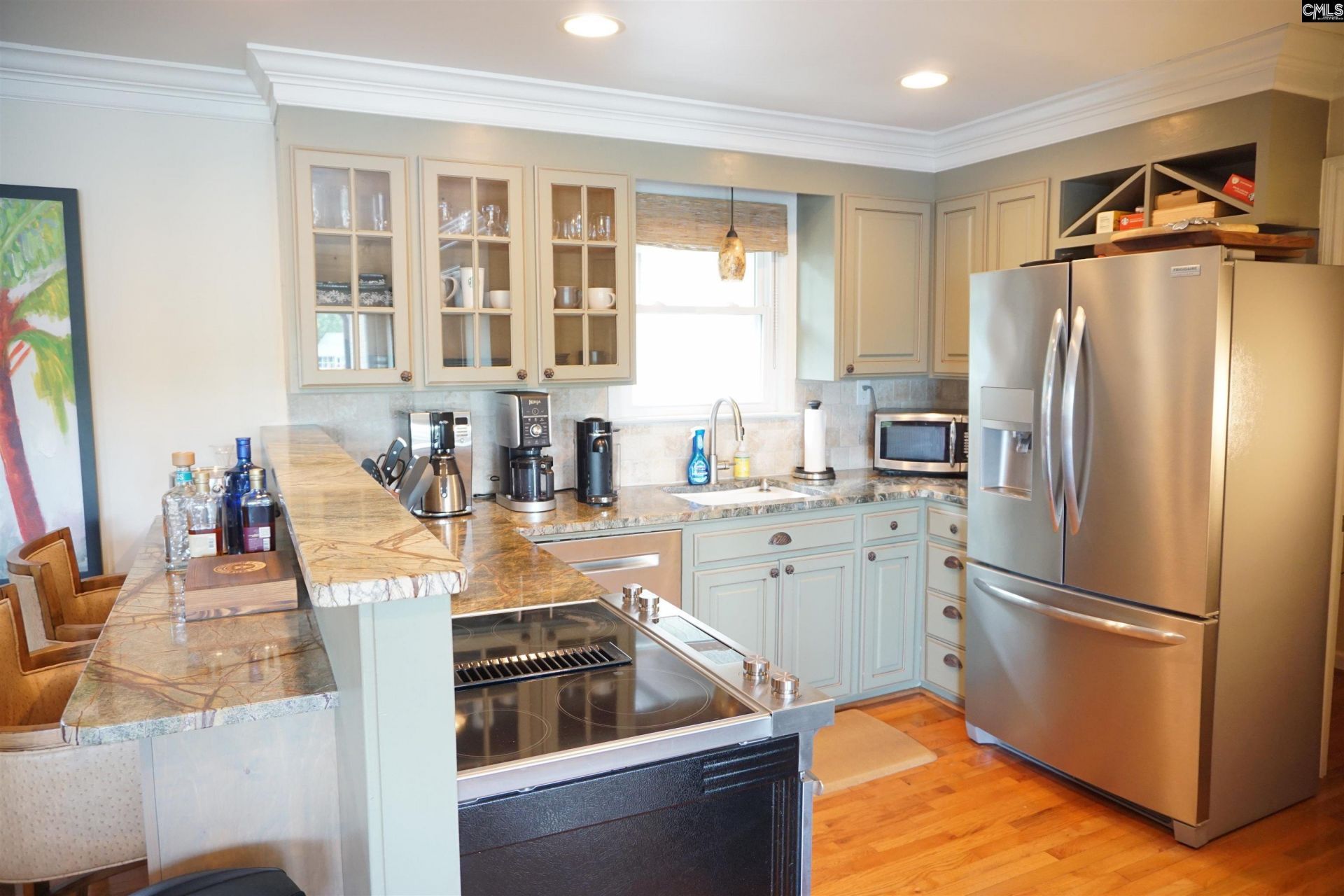 218 Lakeshore Drive  Photo 20
