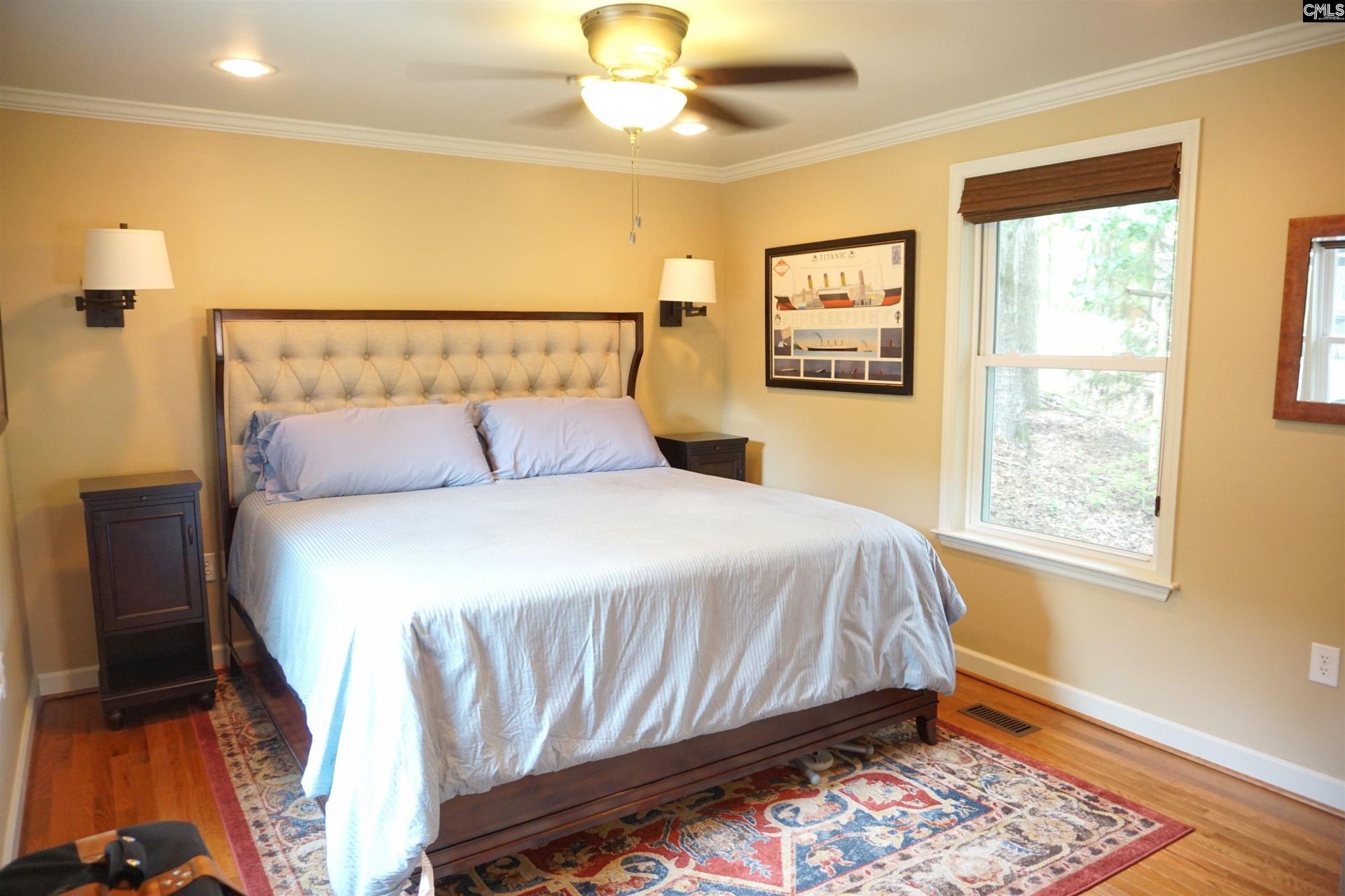 218 Lakeshore Drive  Photo 25