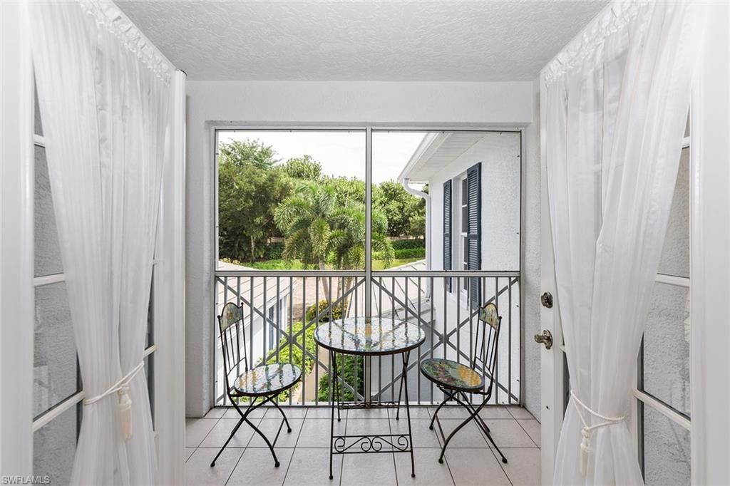7050 Barrington Cir , Unit 201, Naples, FL 34108 Photo