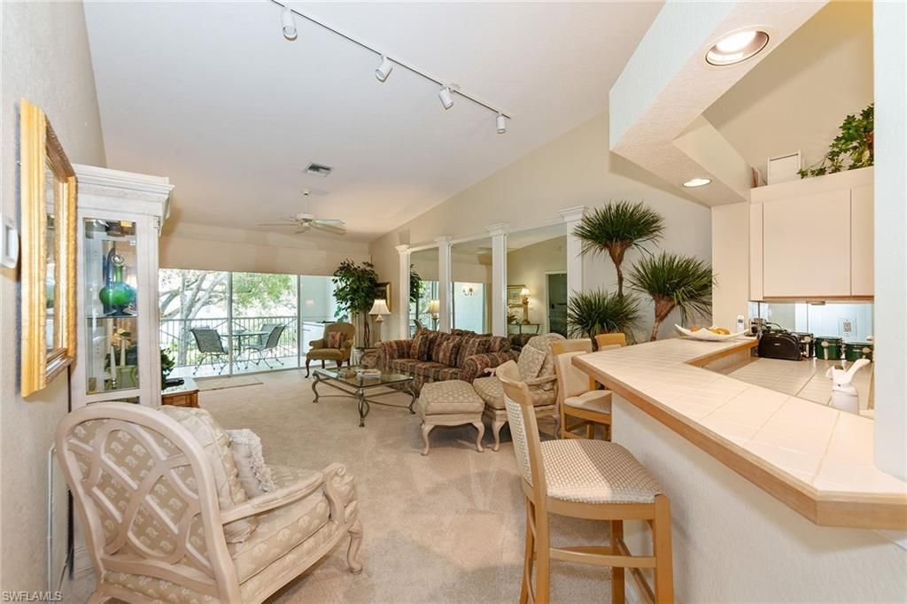 7050 Barrington Cir , Unit 201, Naples, FL 34108 Photo