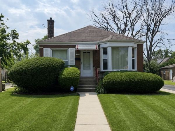 2536 S 13th Avenue, Broadview, IL 60155