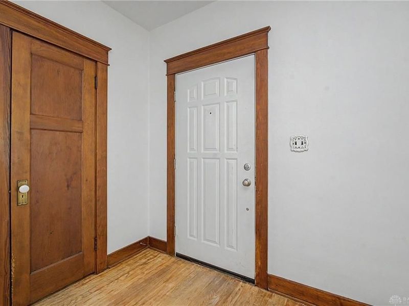 301 Monteray Avenue, Oakwood, OH 45419 Photo 6