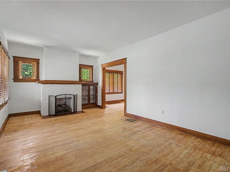 301 Monteray Avenue, Oakwood, OH 45419 Photo 7