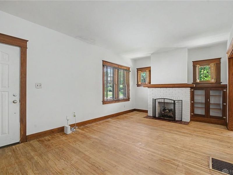 301 Monteray Avenue, Oakwood, OH 45419 Photo 8