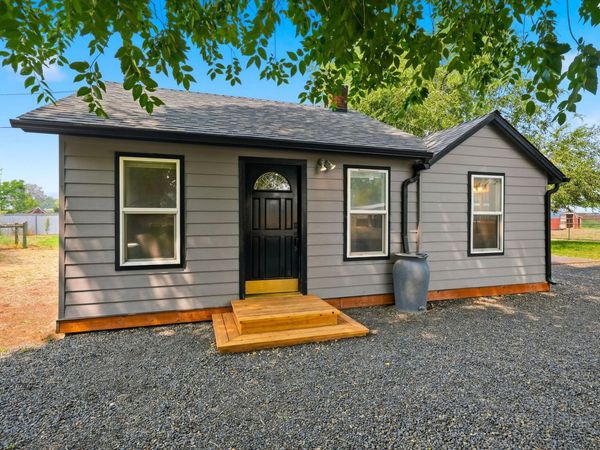 1475 SE Carey Foster Road, Prineville, OR 97754