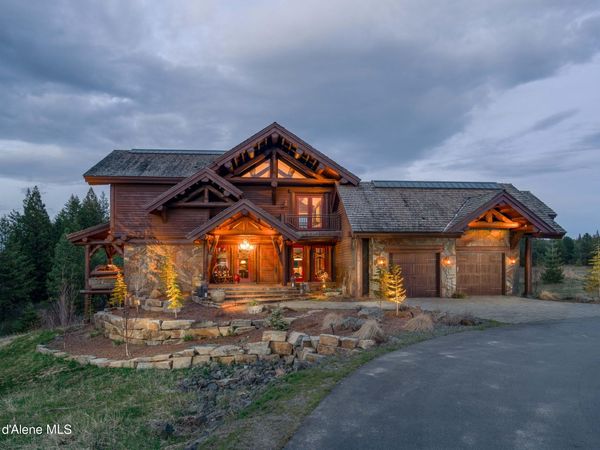 16692 S Lazurite DR, Coeur d'Alene, ID 83814