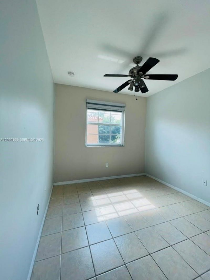 790 SW 107th Ave, Unit 301, Pembroke Pines, FL 33025 Photo
