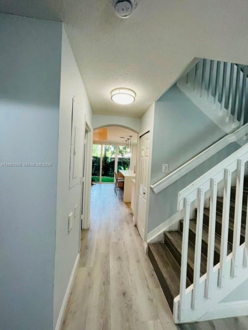 790 SW 107th Ave, Unit 301, Pembroke Pines, FL 33025 Photo