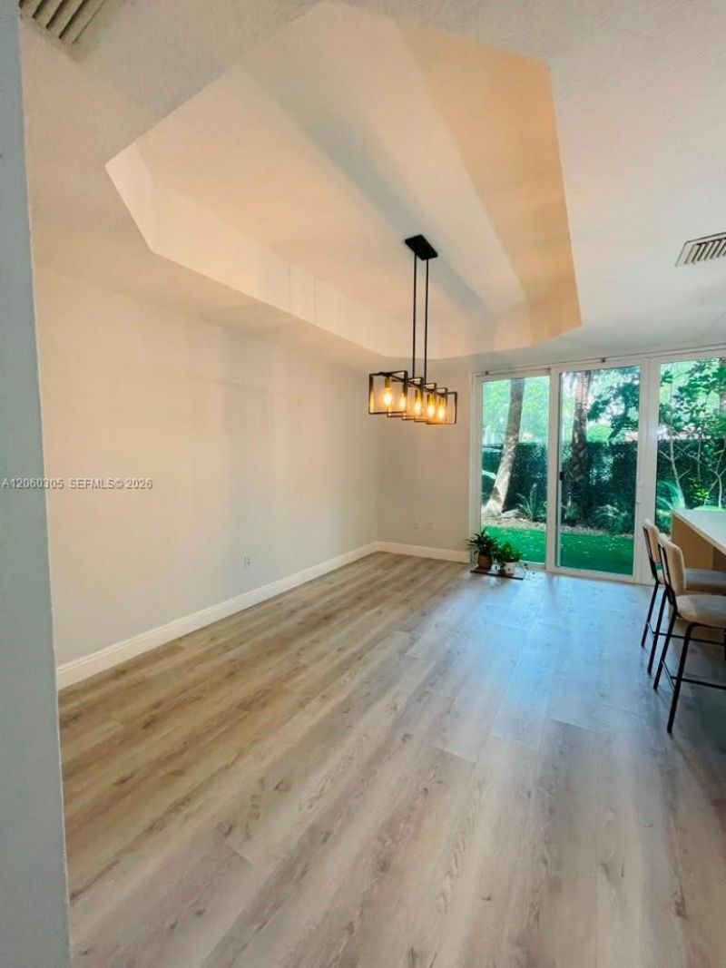 790 SW 107th Ave, Unit 301, Pembroke Pines, FL 33025 Photo