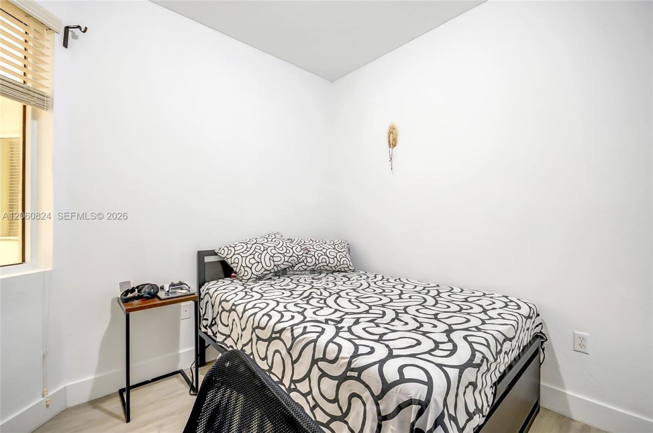 11403 NW 89th St , Unit 217, Doral, FL 33178 Photo