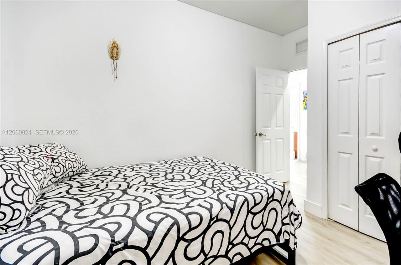 11403 NW 89th St , Unit 217, Doral, FL 33178 Photo