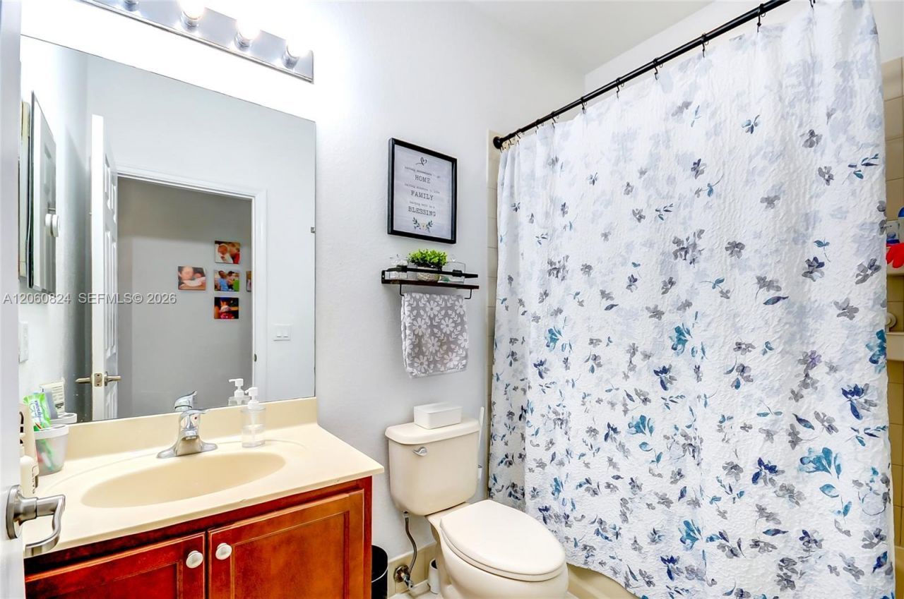 11403 NW 89th St , Unit 217, Doral, FL 33178 Photo