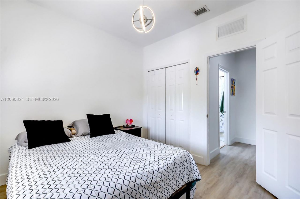 11403 NW 89th St , Unit 217, Doral, FL 33178 Photo