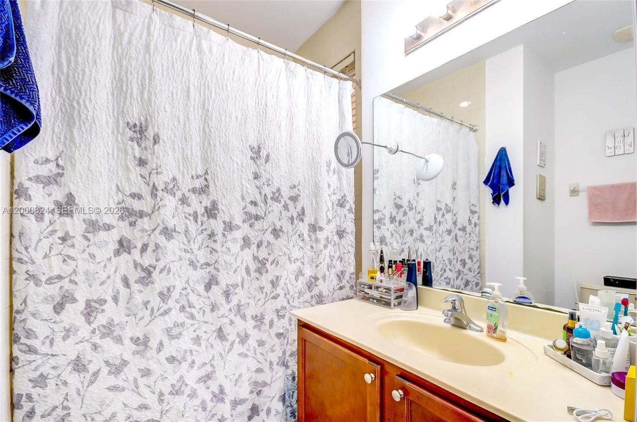 11403 NW 89th St , Unit 217, Doral, FL 33178 Photo