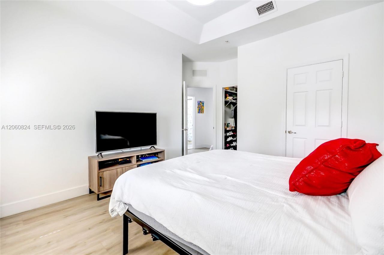 11403 NW 89th St , Unit 217, Doral, FL 33178 Photo