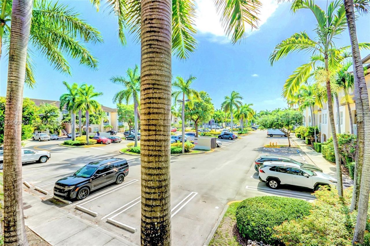 11403 NW 89th St , Unit 217, Doral, FL 33178 Photo