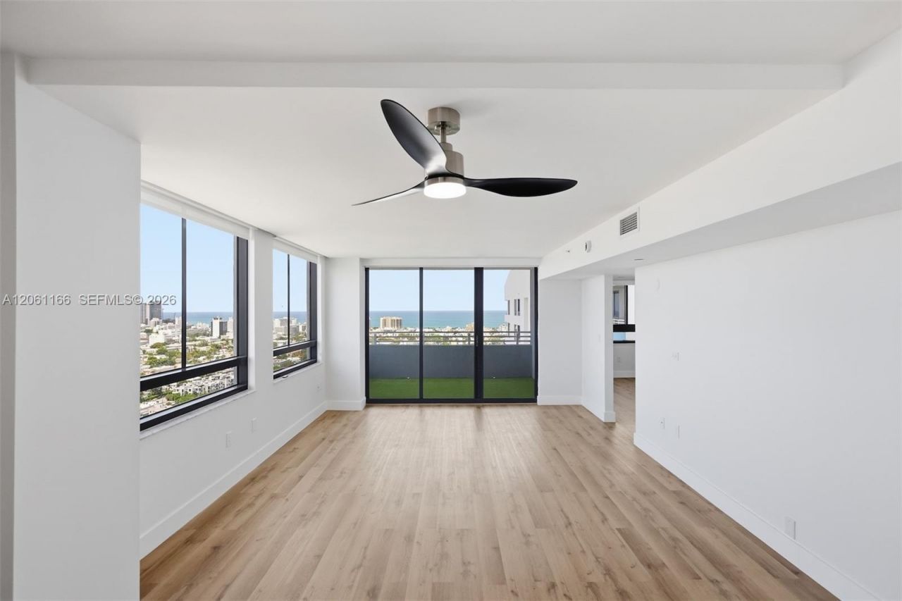 1330 West Ave , Unit 3007, Miami Beach, FL 33139 Photo