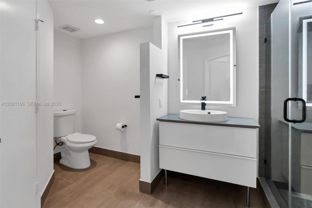 1330 West Ave , Unit 3007, Miami Beach, FL 33139 Photo
