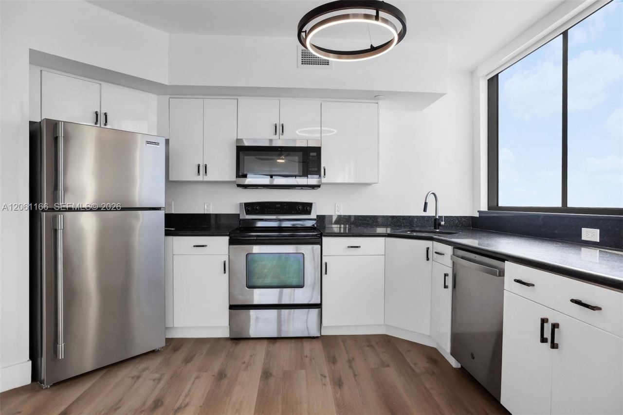 1330 West Ave , Unit 3007, Miami Beach, FL 33139 Photo