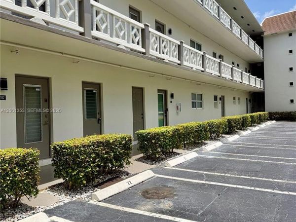5001 NW 34th St , Unit 102, Lauderdale Lakes, FL 33319